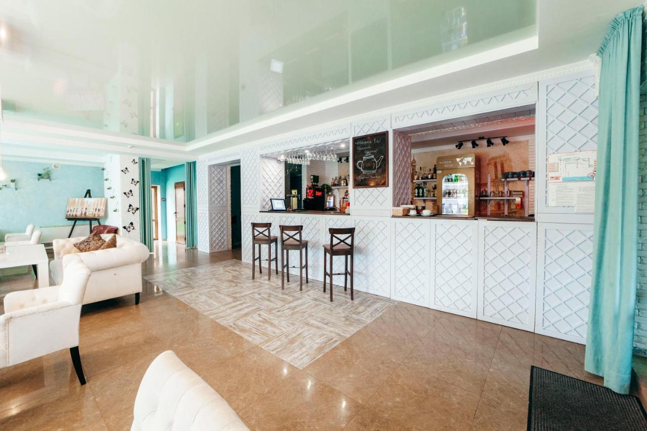Hotel Butterfly Sadove Exterior foto